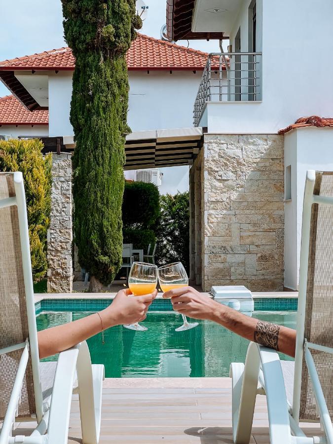 Vila Friday Mood By Diomedes Group Pefkochori